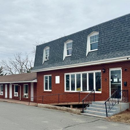 Summerside Motel &Cottages Екстериор снимка